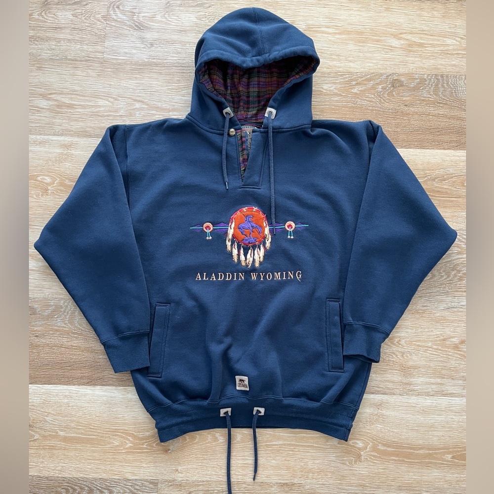 Vintage Wyoming Habitat Hoodie, embroidery